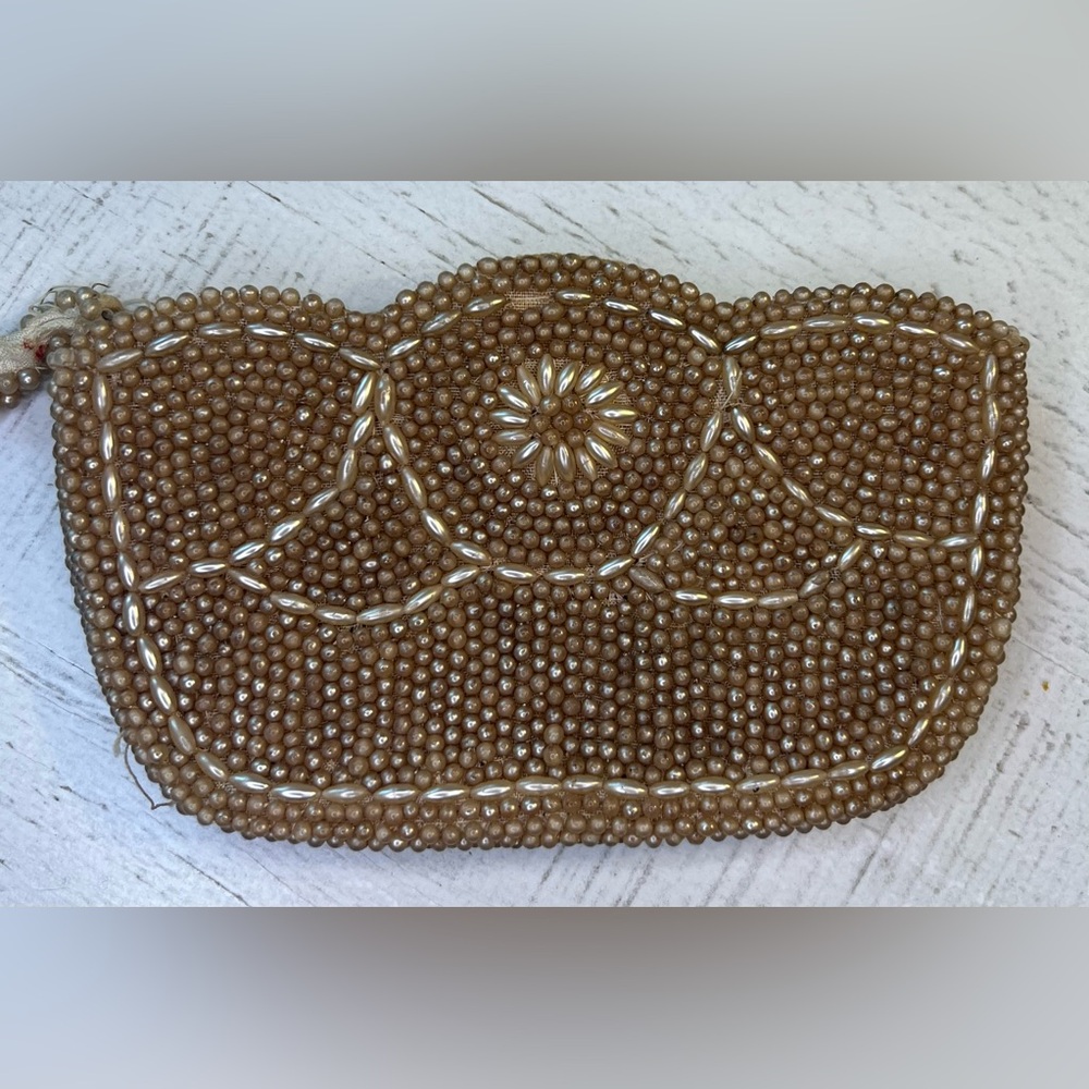 Vintage Japanese Glass Bead Coin Purse